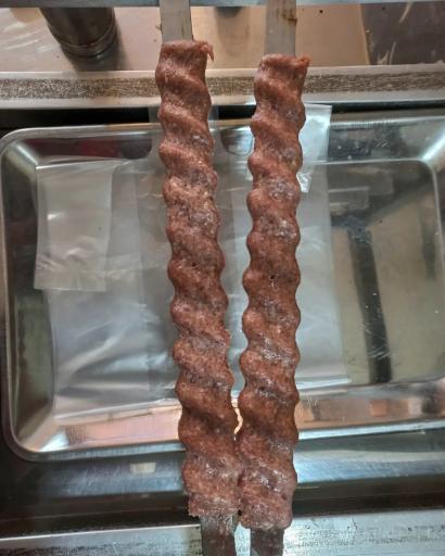 عکس 2 — جوجه وکباب گلپایگانی کرمانی
