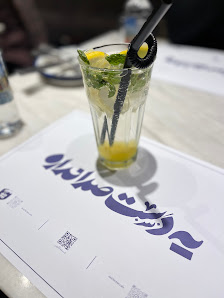 عکس 11 — رستوران دست