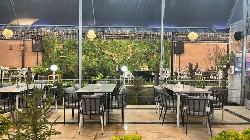 عکس 3 — باغ رستوران رهام