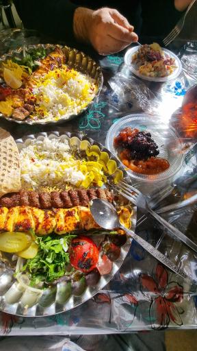 عکس 3 — رستوران پارس