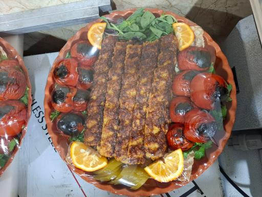 عکس 3 — چلو کبابی همه چی کباب