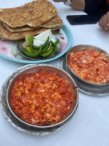 عکس 2 — املت و دیزی سرای علی