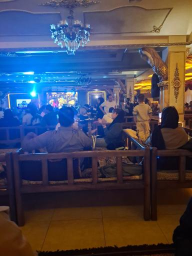 عکس 5 — باغ رستوران عمارت شبستان