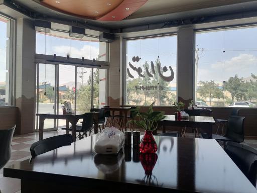 عکس 5 — رستوران شهرک صنعتی نجف آباد یک