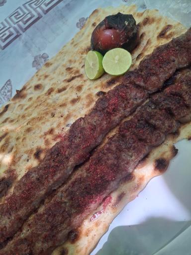 عکس 3 — کباب سرای شهر سبز