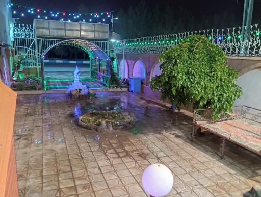 عکس 4 — رستوران و سفره خانه سنتی بیشه نو