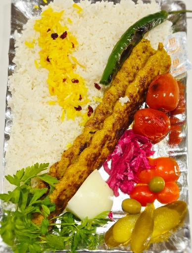عکس 6 — سفره خانه سنتی صاحب دلان