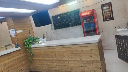 عکس 2 — رستوران بیرون بر خلیج