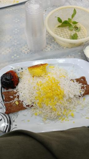 عکس 4 — رستوران و غذای بیرون بر زعفران