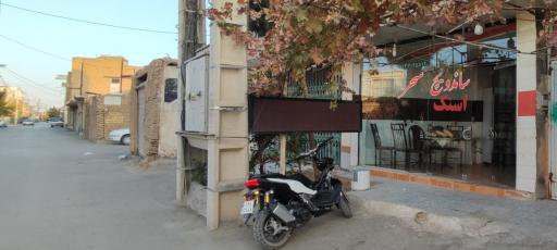 عکس 2 — ساندویچ و اسنک سحر