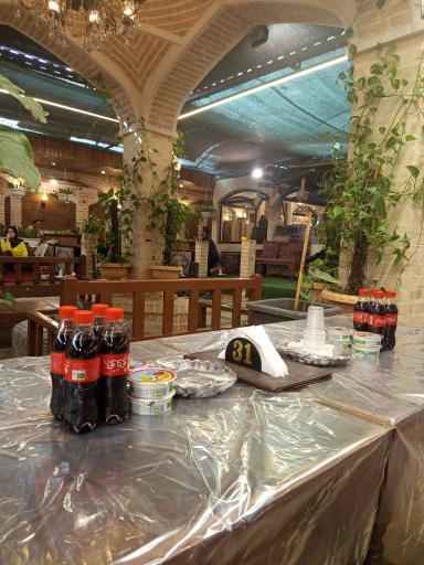 عکس 3 — سفره خانه سنتی سندباد