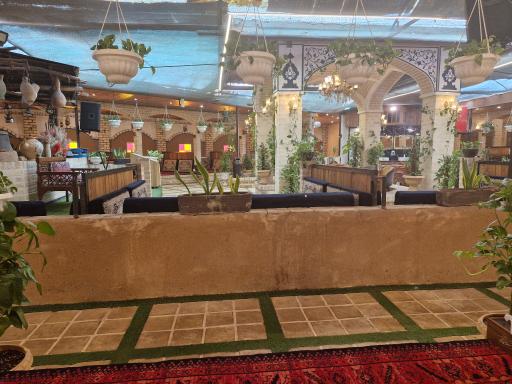 عکس 6 — سفره خانه سنتی سندباد