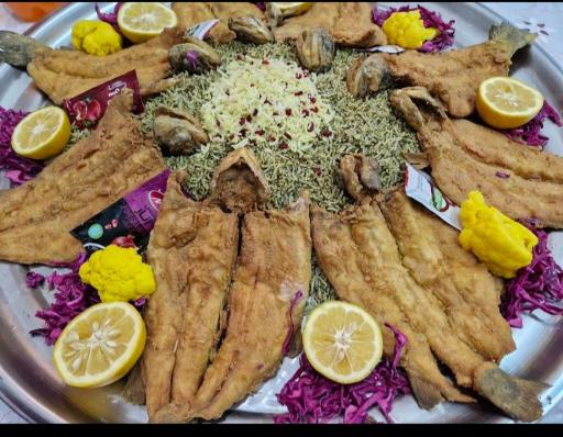 عکس 6 — رستوران شهر شب