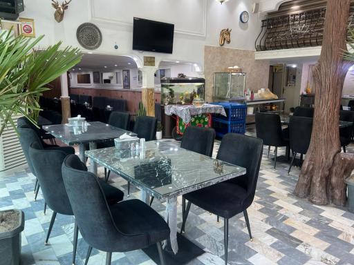 عکس 3 — رستوران مرتضی زندیه