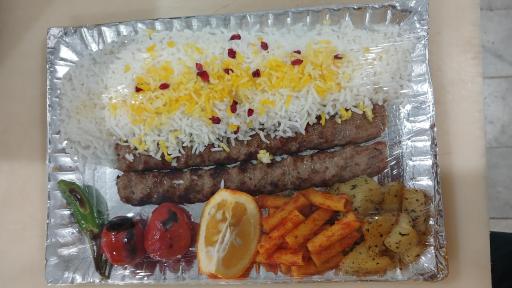 غذای بیرون بر نائین
