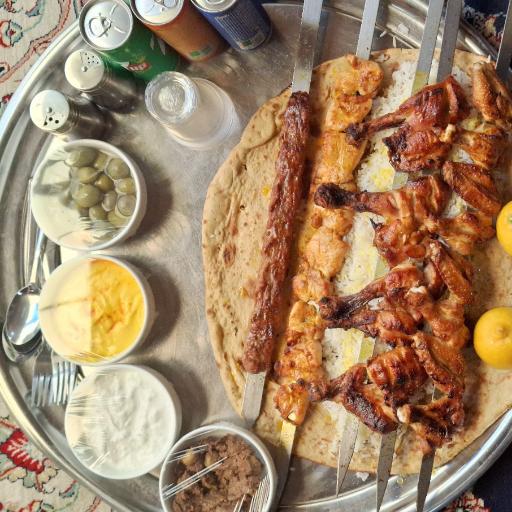 عکس 2 — رستوران سنتی قصر سروش