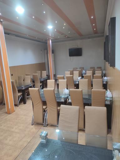 عکس 1 — آشپزخانه ریحان