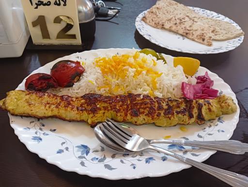 عکس 9 — رستوران لاله صحرا