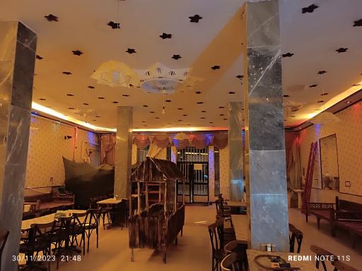 عکس 2 — رستوران ستاره کویر