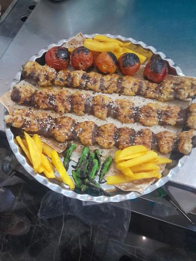 عکس 3 — کافه رستوران مهر و ماه