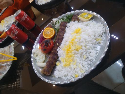 عکس 4 — رستوران صادقی