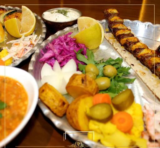 عکس 7 — رستوران صادقی