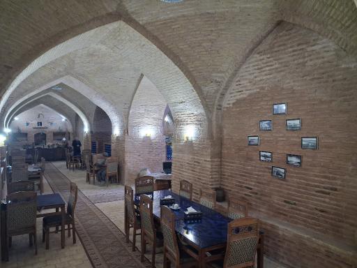 عکس 8 — رستوران و هتل کاروانسرای عباسی
