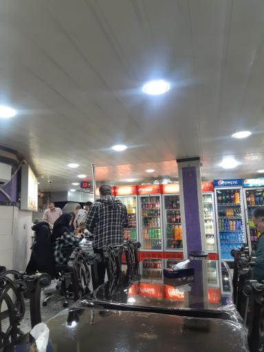 عکس 1 — رستوران عطار