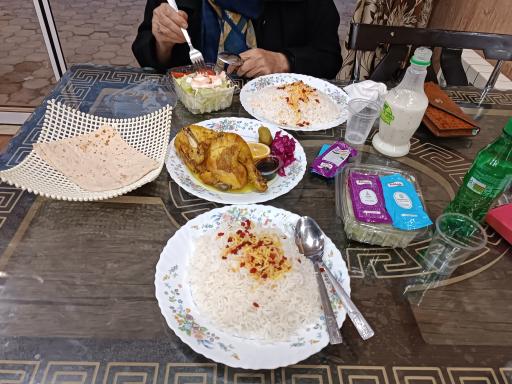 رستوران گلچین