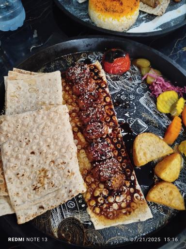 عکس 6 — مجموعه غذایی حاج خباز