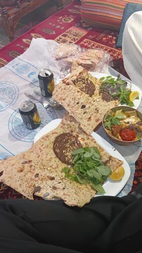 عکس 1 — رستوران نقش جهان