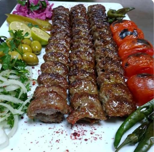 عکس 3 — بیرون بر نگین