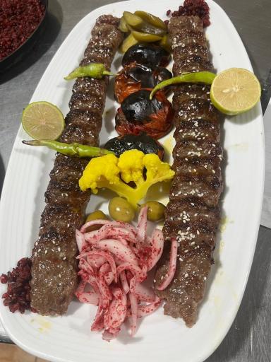عکس 4 — باغ رستوران هزار و یک 1001 شب