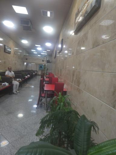عکس 2 — کباب ساطوری بناب