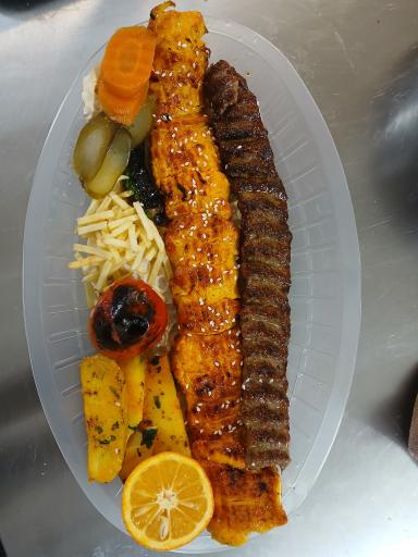عکس 5 — آشپزخانه دیگ و دلبر کاشان