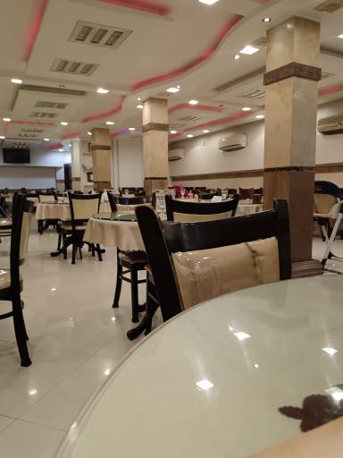 عکس 4 — رستوران اکبر جوجه