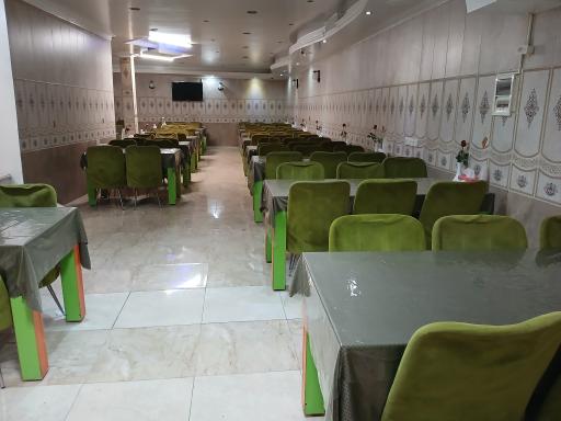 عکس 2 — رستوران حافظ