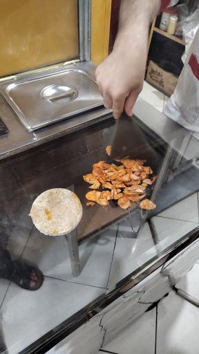 عکس 3 — ساندویچی عمو حسن