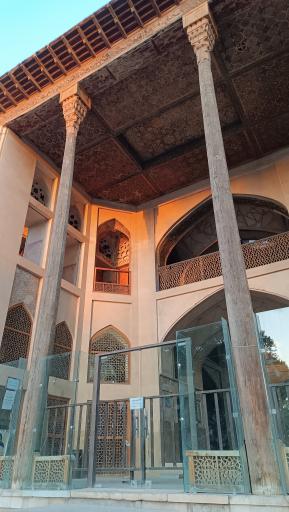 کاخ و عمارت هشت بهشت