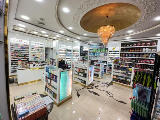 عکس 4 — داروخانه شبانه روزی ابوریحان
