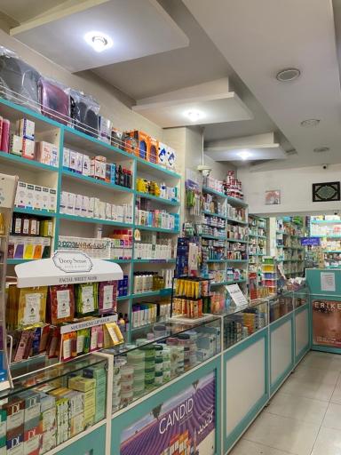 عکس 4 — داروخانه دکتر کریمی