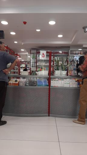 عکس 4 — داروخانه شبانه روزی دکتر رستگار نسب